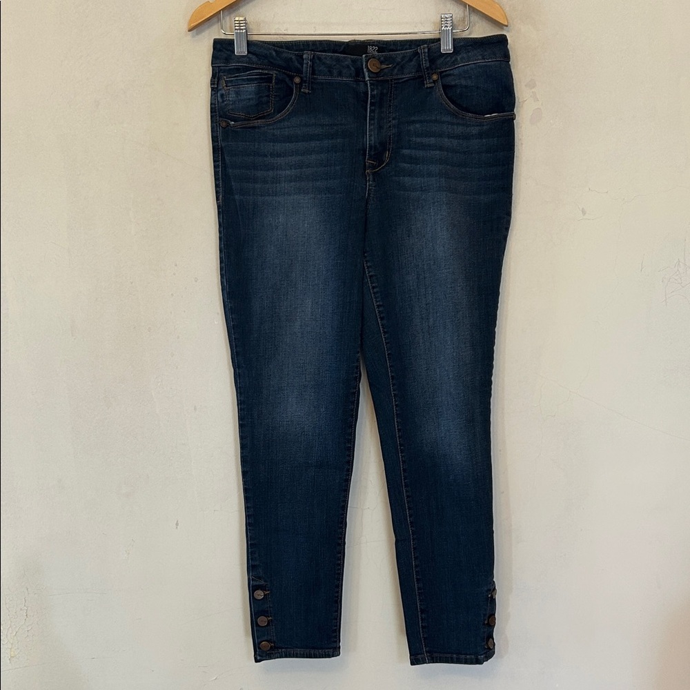 1822 Denim skinny jeans size 12 EUC